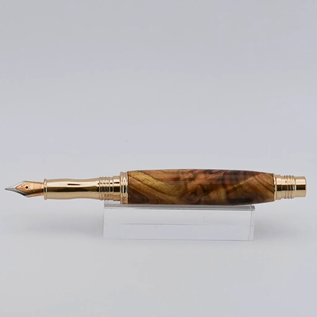 Fountain Pen in Laburnum