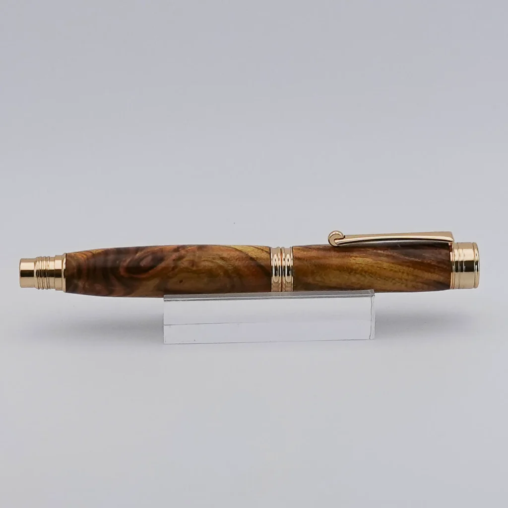Fountain Pen in Laburnum