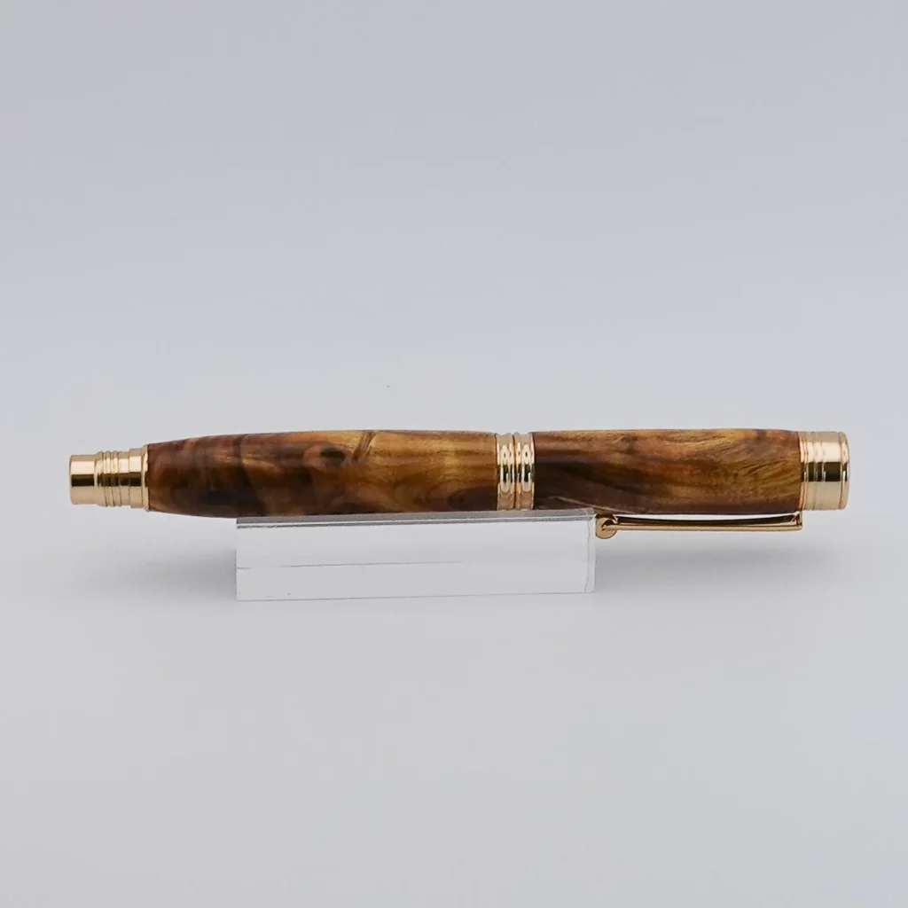 Fountain Pen in Laburnum