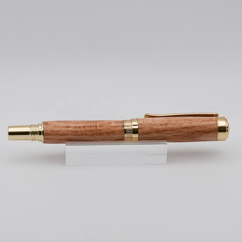 Red Oak Fountain Pen with Gold Plated Fittings (1293)