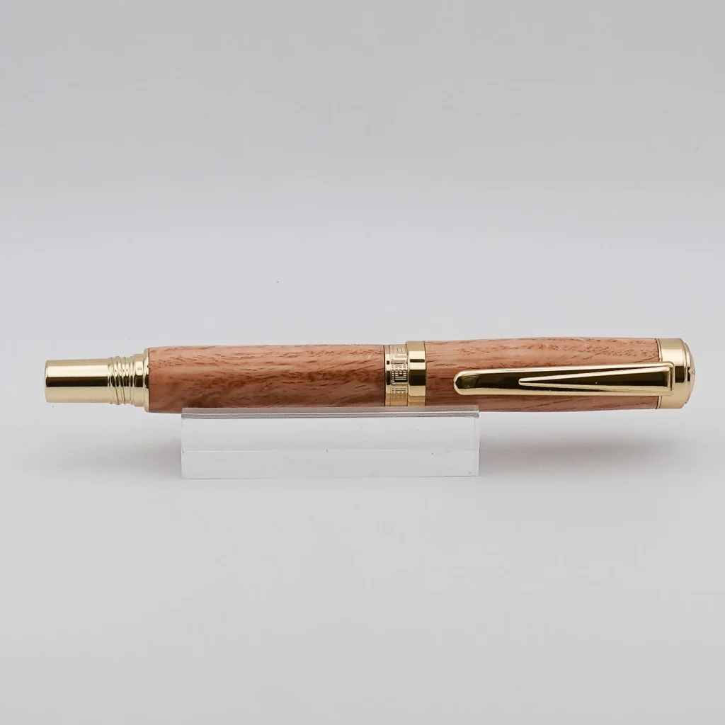 Red Oak Fountain Pen with Gold Plated Fittings (1293)